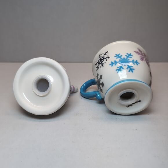 Temp-tations Seasonal Snowflakes 2 Piece Stacking Salt Pepper Shakers White Mug - Picture 4 of 8